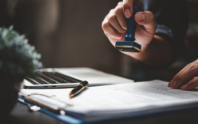 Les secrets inavoués des notaires : ce qu&rsquo;ils ne vous disent jamais